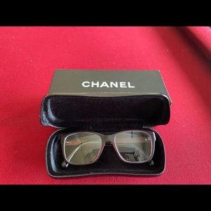Chanel frames